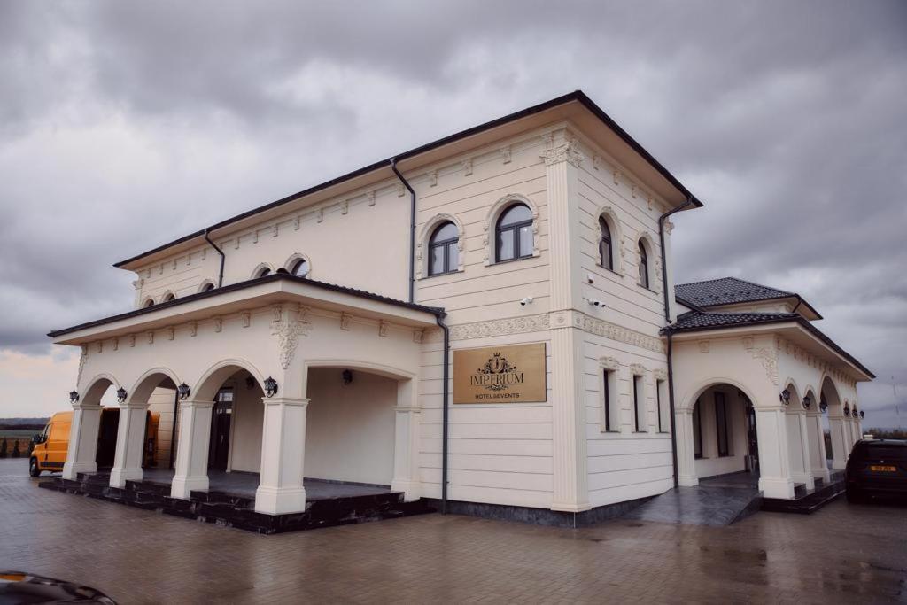 Hotel Imperium Botiz Exteriör bild